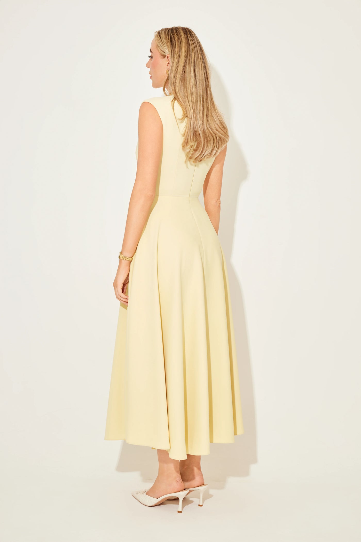 Robe mi-longue sans manches Ultimate