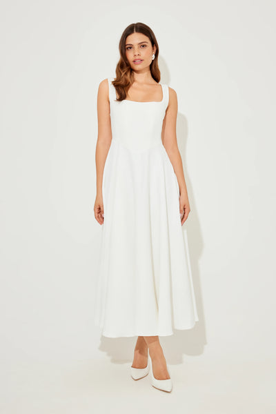 La robe midi taille haute à col carré ultime