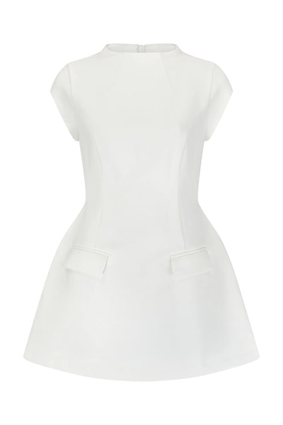 La mini-robe à manches courtes ultime